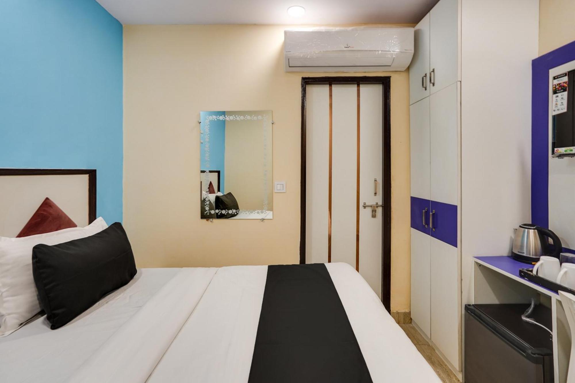 ניו דלהי Super Hotel O Hotel Gold Star מראה חיצוני תמונה